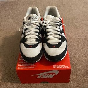 Nike Air Max Commander flex